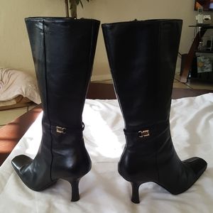 Black Women's boots size 6.5